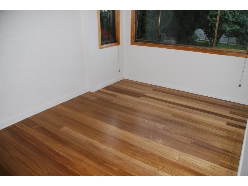 Mount Stuart TAS 7000