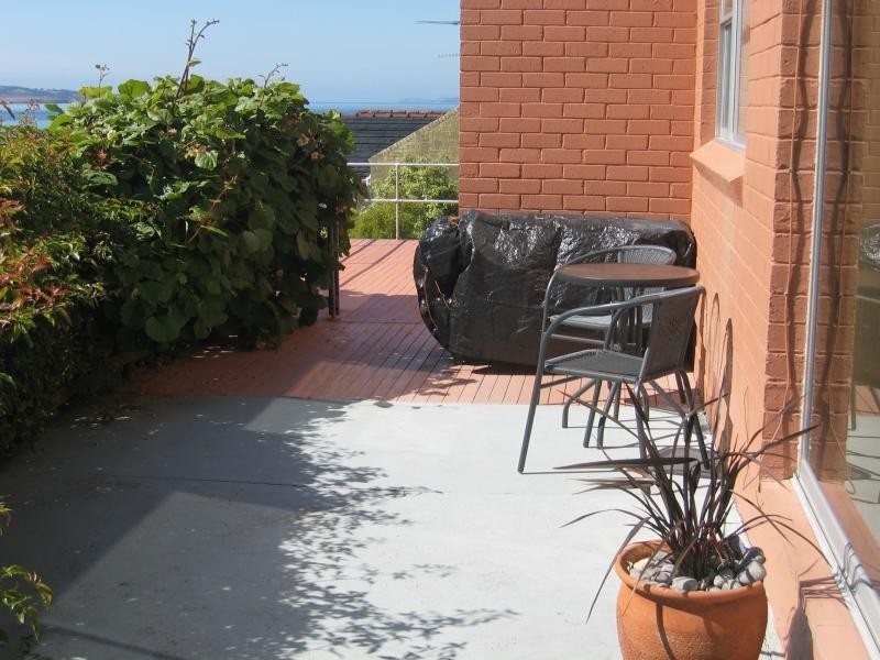 APARTMENT 1/812 SANDY BAY ROAD, Sandy Bay TAS 7005