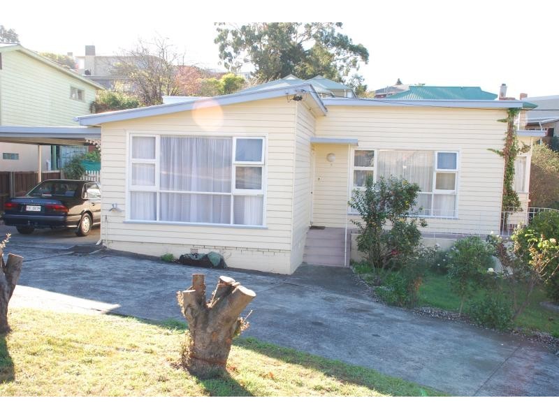 9 Girrabong Road, Lenah Valley TAS 7008