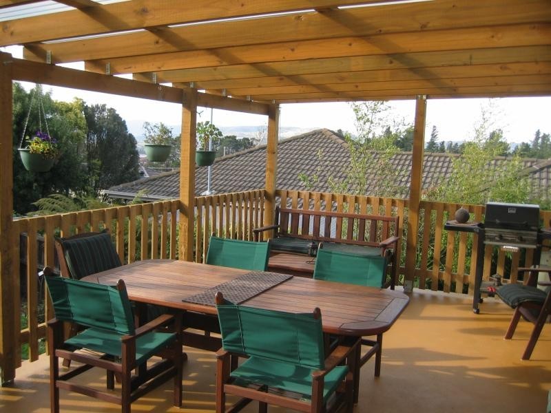 14 ARNCLIFFE ROAD, Austins Ferry TAS 7011
