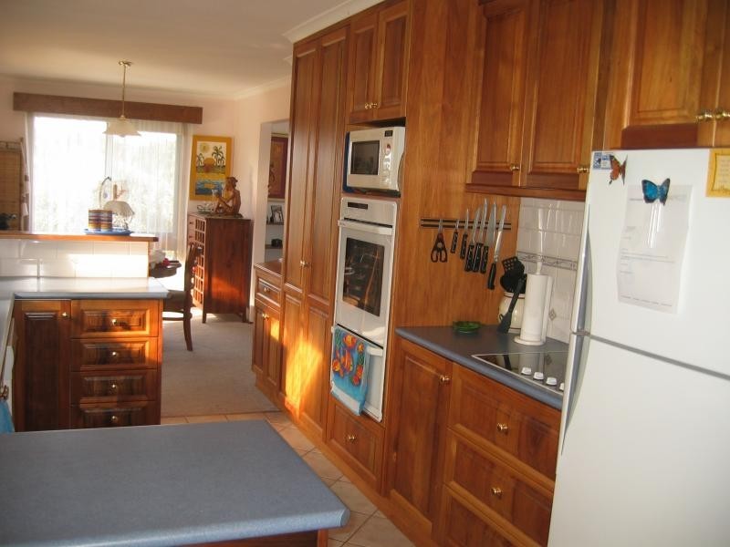 14 ARNCLIFFE ROAD, Austins Ferry TAS 7011
