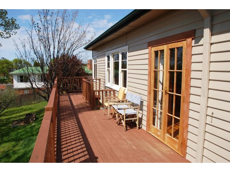 Mount Stuart TAS 7000