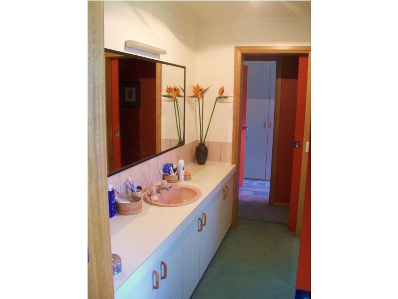 50 Hutchins Street, Kingston TAS 7050