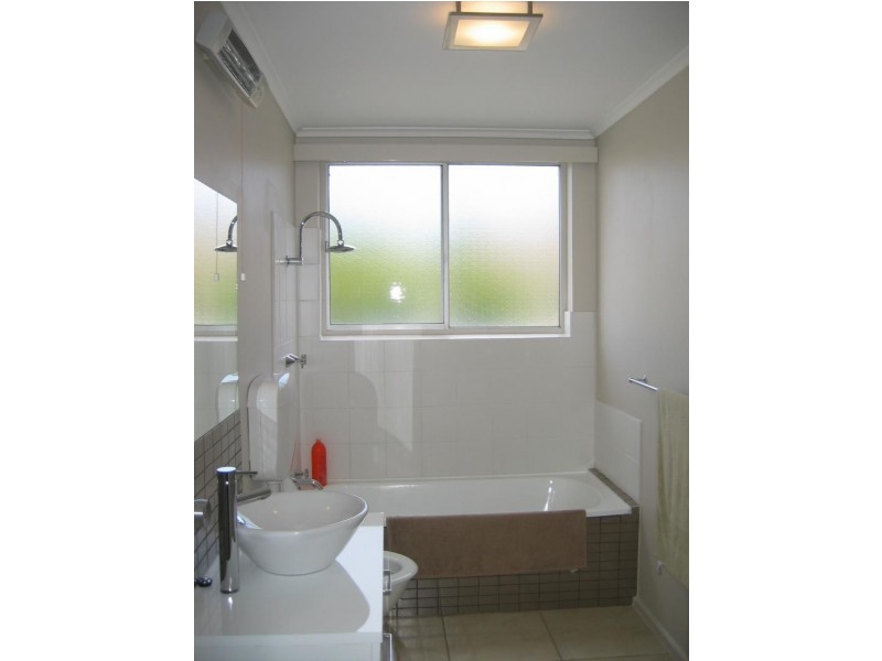 Apartment 15/5 Augusta Road, New Town TAS 7008