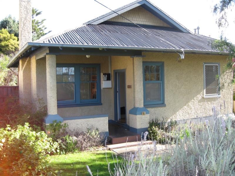 32 Bishop Street, New Town TAS 7008