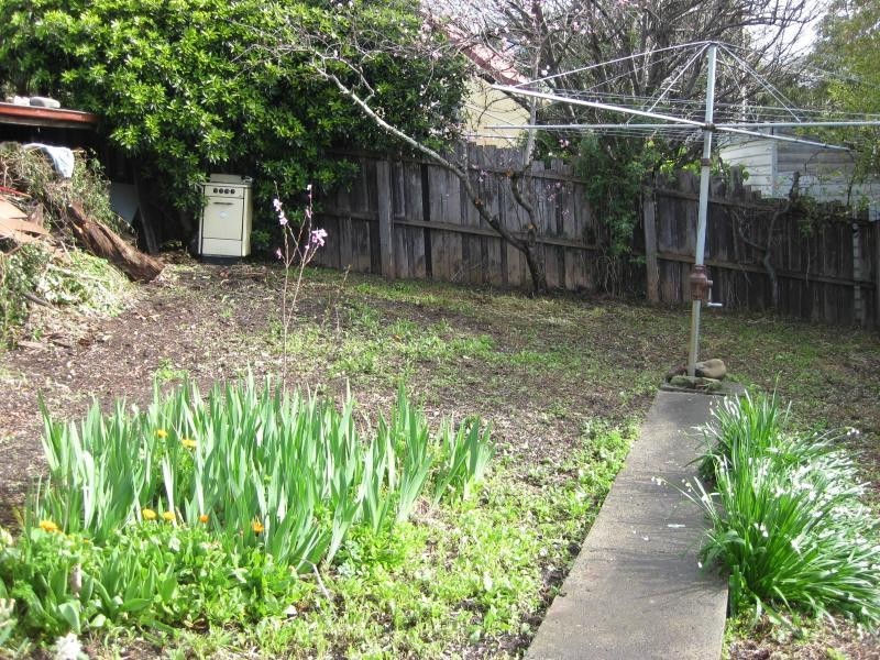 2 Poets Road, West Hobart TAS 7000