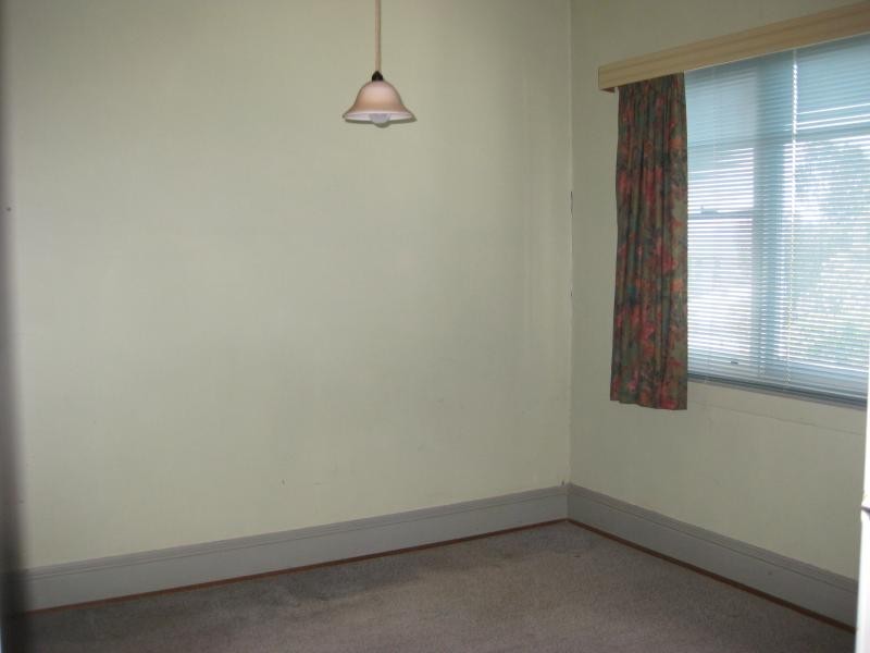 2 Poets Road, West Hobart TAS 7000