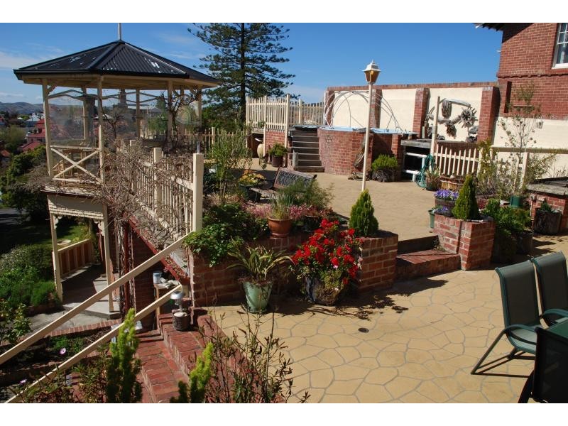 Battery Point TAS 7004