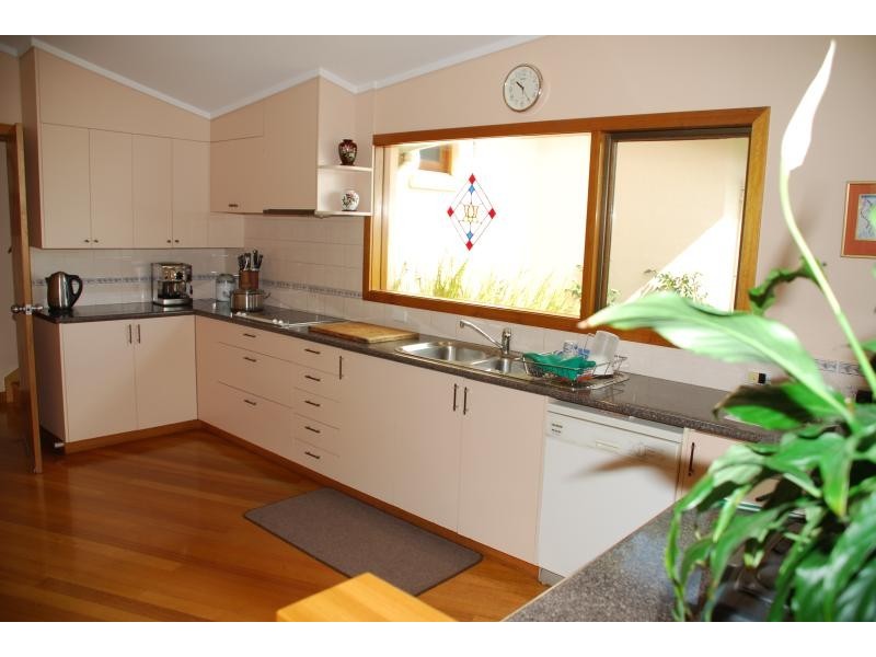 48 Fielding Drive, West Hobart TAS 7000