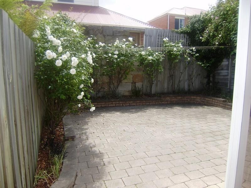 13 Feltham Street, North Hobart TAS 7000