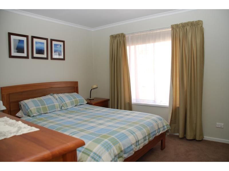 Mount Stuart TAS 7000