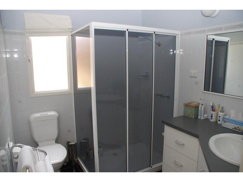 Lindisfarne TAS 7015