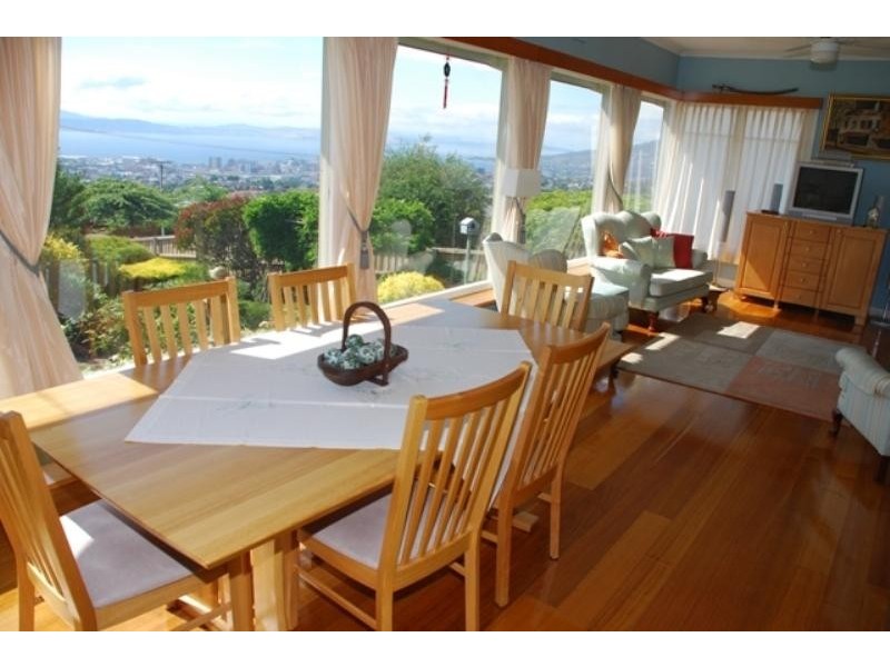 Mount Stuart TAS 7000