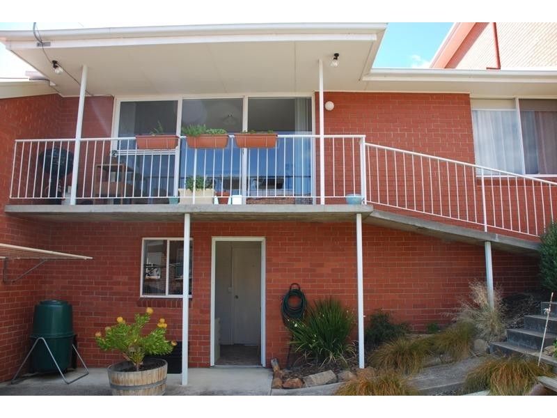 Unit 2/32 Mortimer Avenue, Mount Stuart TAS 7000