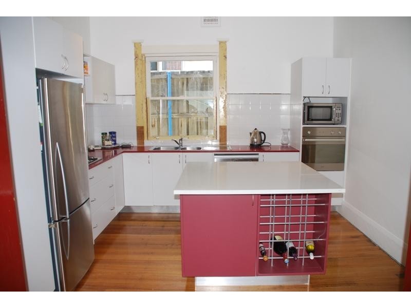 6 Sunnyside Road, New Town TAS 7008