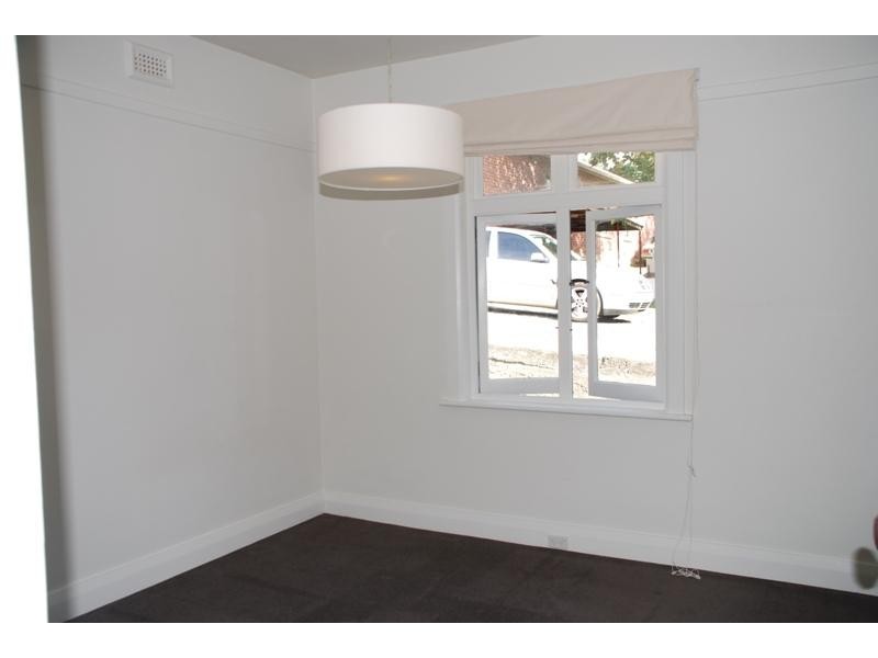 12 B Lincoln Street, Sandy Bay TAS 7005