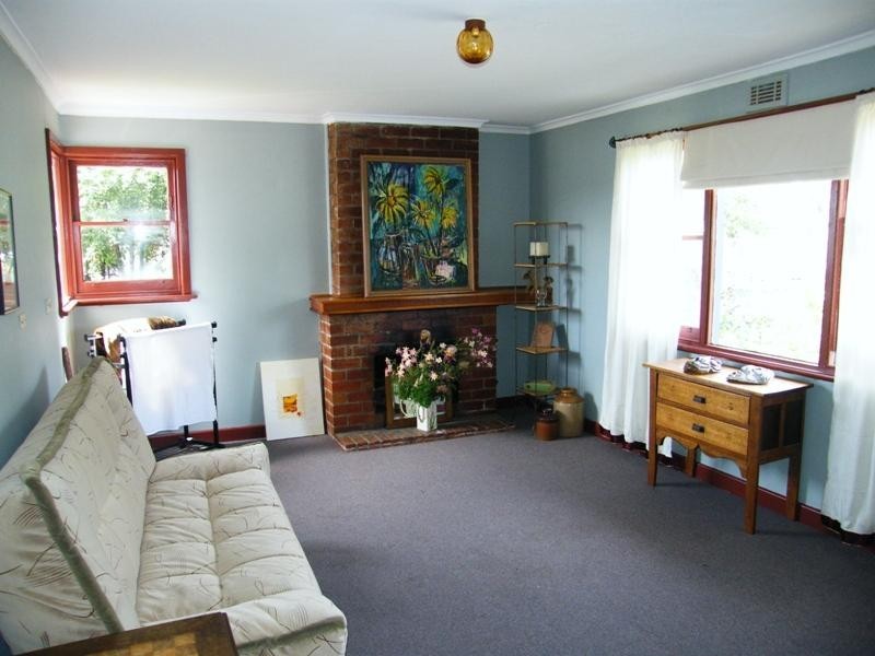 47 Gepp Parade, Derwent Park TAS 7009