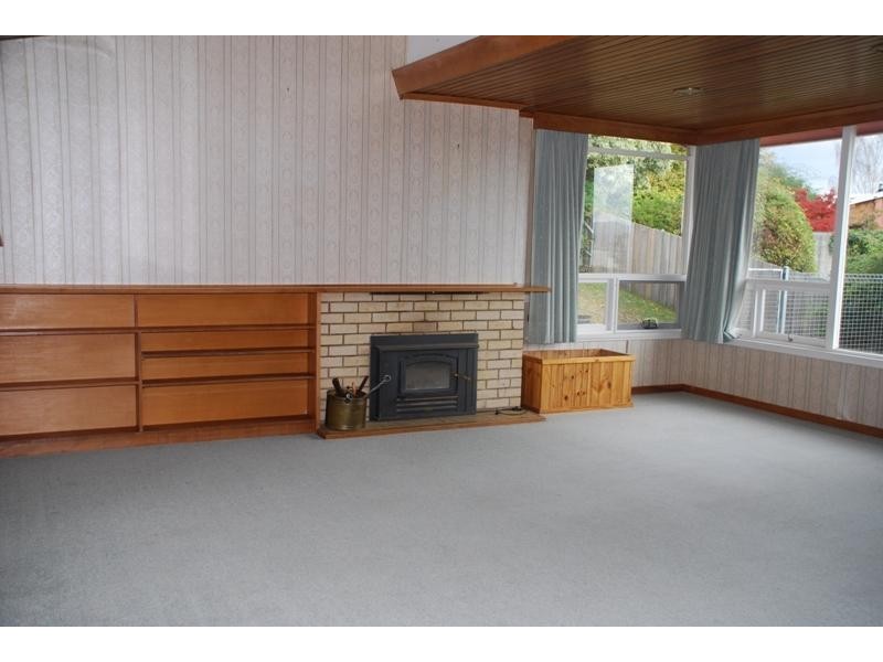 6 Goodhart Place, Sandy Bay TAS 7005