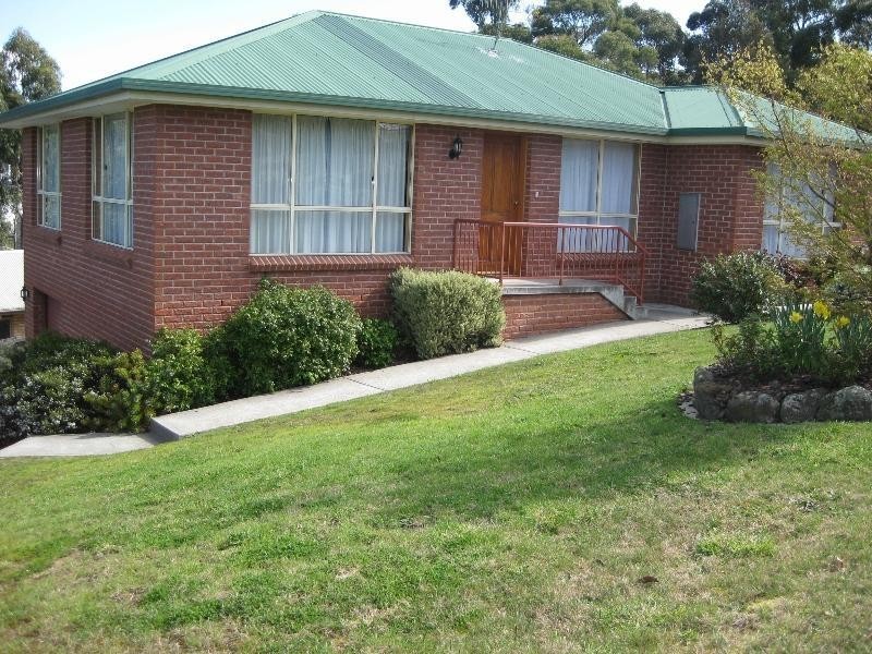 28 Opal Drive, Blackmans Bay TAS 7052