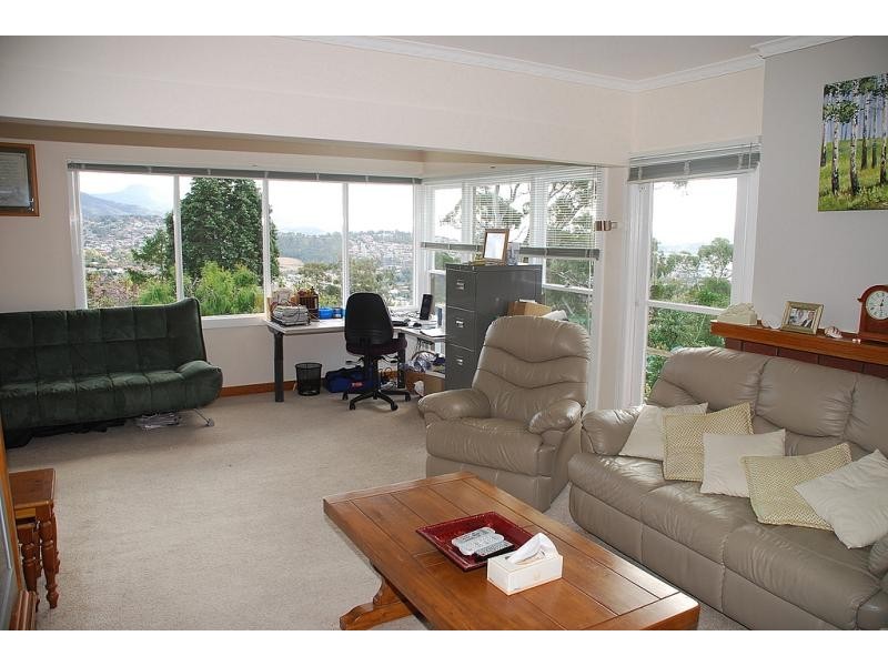 Mount Stuart TAS 7000