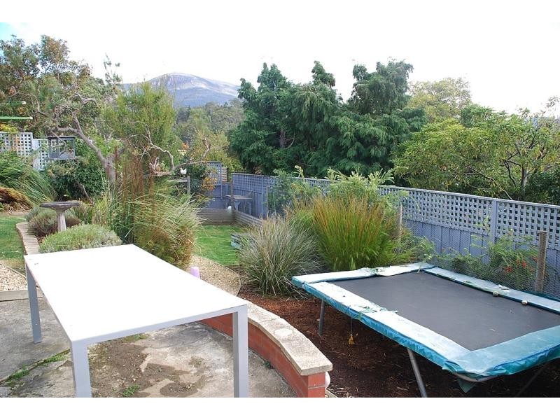 Mount Stuart TAS 7000