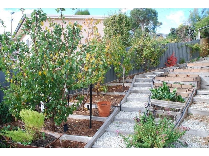 Mount Stuart TAS 7000