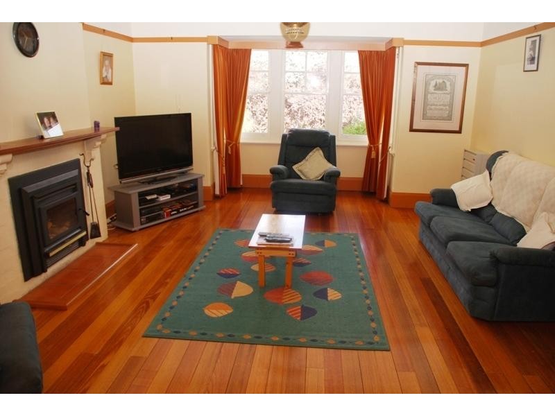 7 Paviour Street, New Town TAS 7008