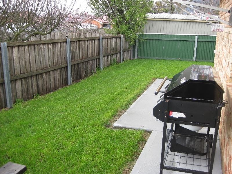 2/18 Arnold Street, Glenorchy TAS 7010