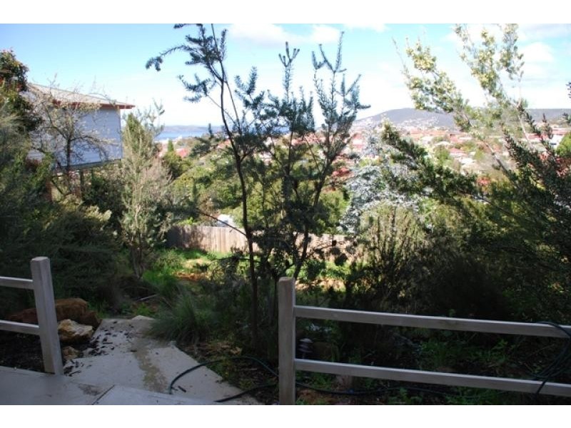 Mount Stuart TAS 7000