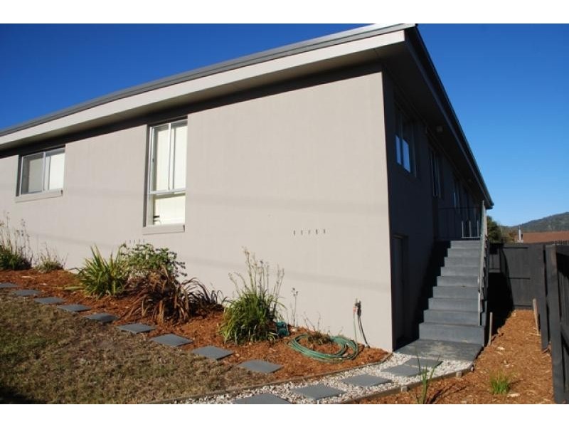Unit 3/17 Bentley Road, Lenah Valley TAS 7008