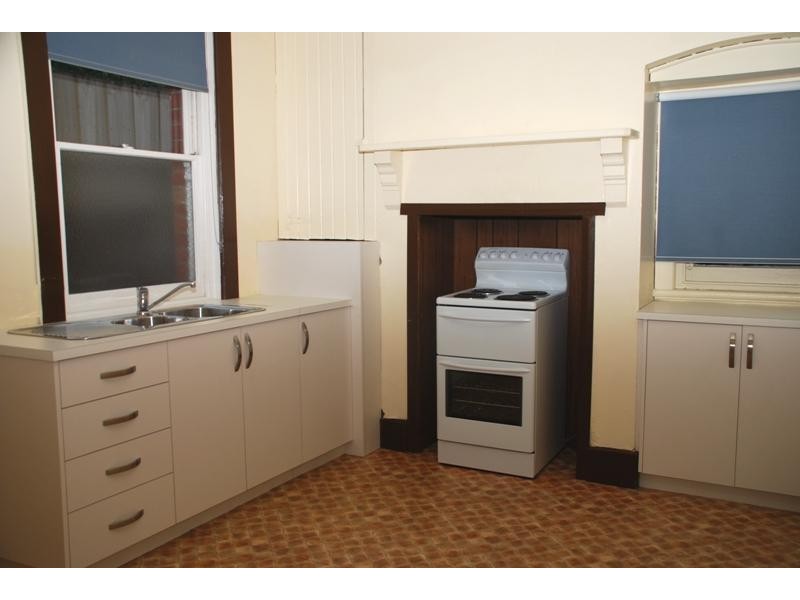 20 b Paternoster row, North Hobart TAS 7000