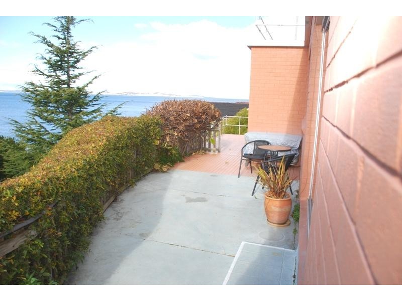 Unit 1/812 Sandy Bay Road, Sandy Bay TAS 7005
