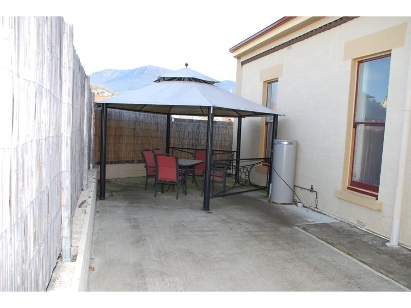 Apartment 3/23 Stoke Street, New Town TAS 7008