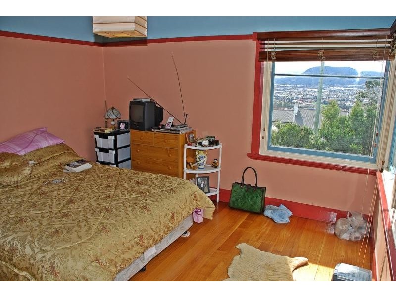 Mount Stuart TAS 7000