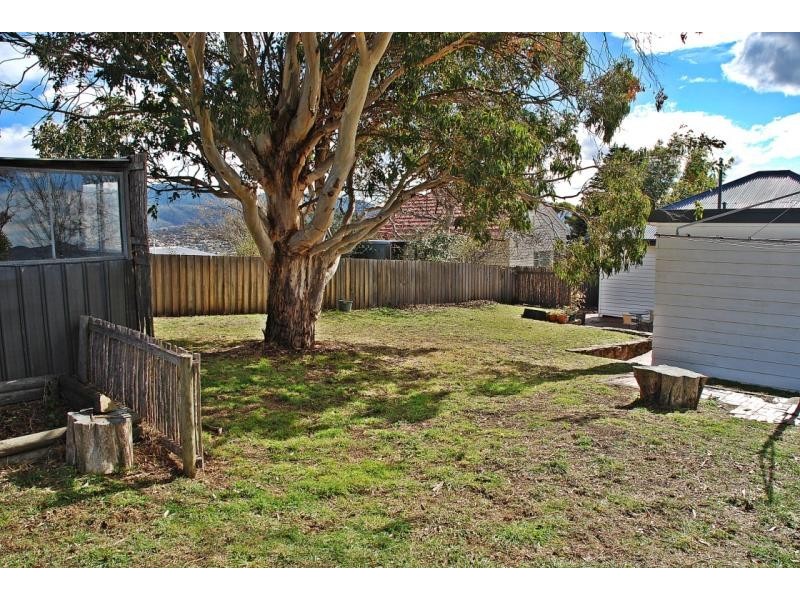 Mount Stuart TAS 7000