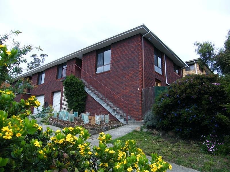 2/8 Daylesford Road, West Moonah TAS 7009