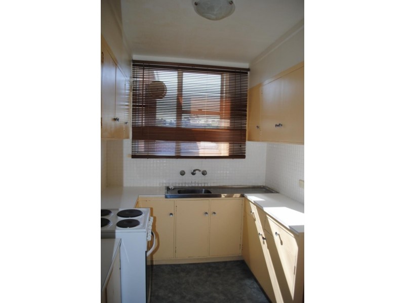 Unit 2/5 Chatsworth Street, Rose Bay TAS 7015