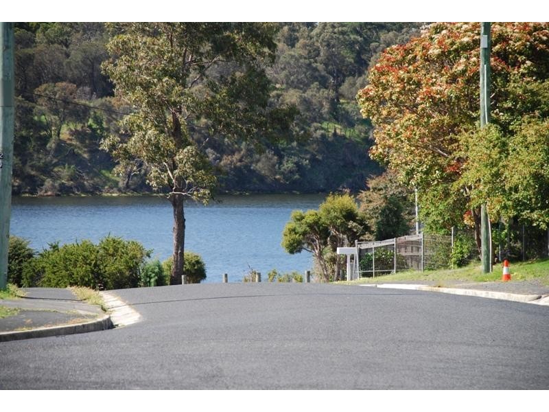 Claremont TAS 7011