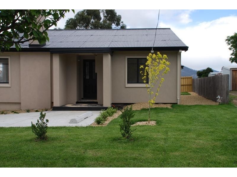 2/29 Barry Street, Glenorchy TAS 7010