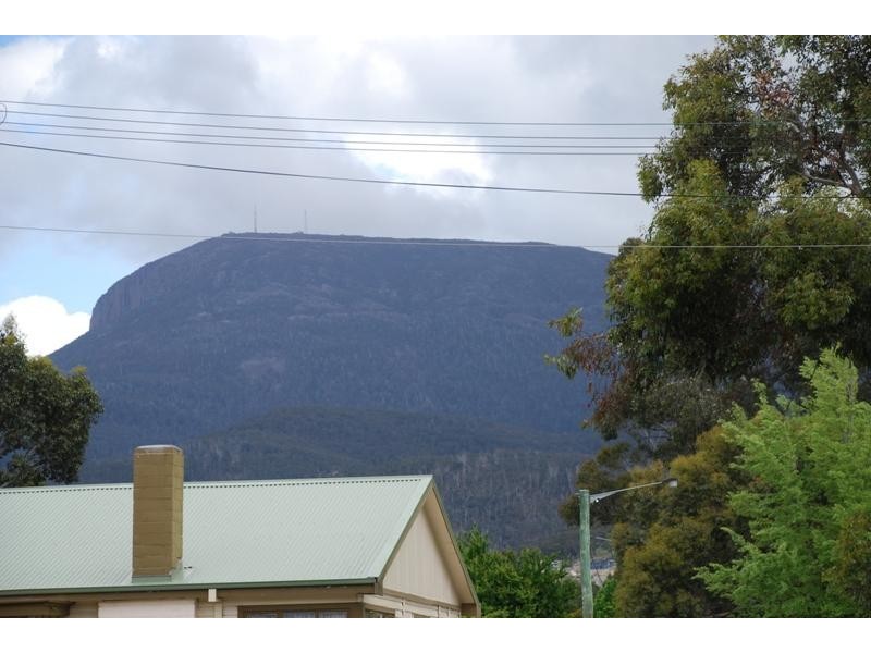 2/29 Barry Street, Glenorchy TAS 7010