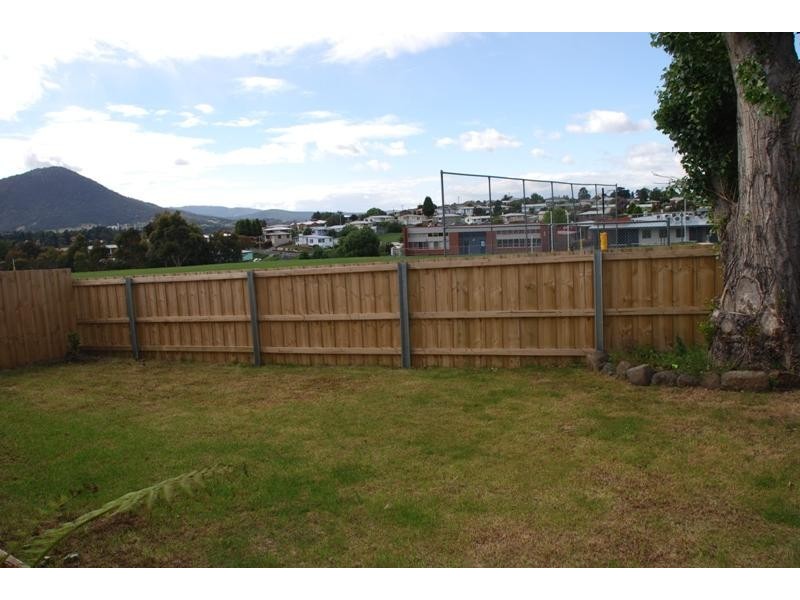 Claremont TAS 7011