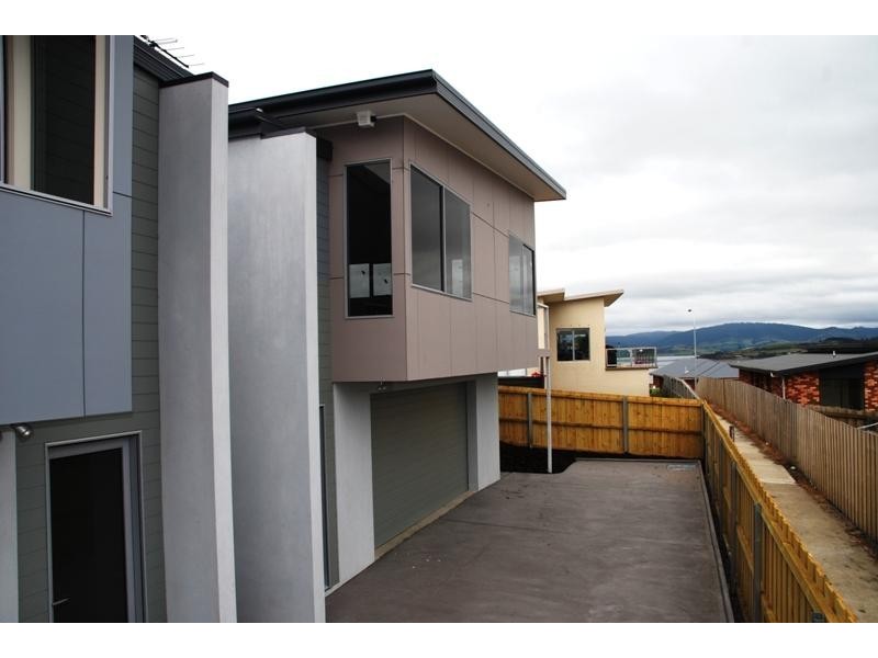 2/20 Northsun Place, Midway Point TAS 7171