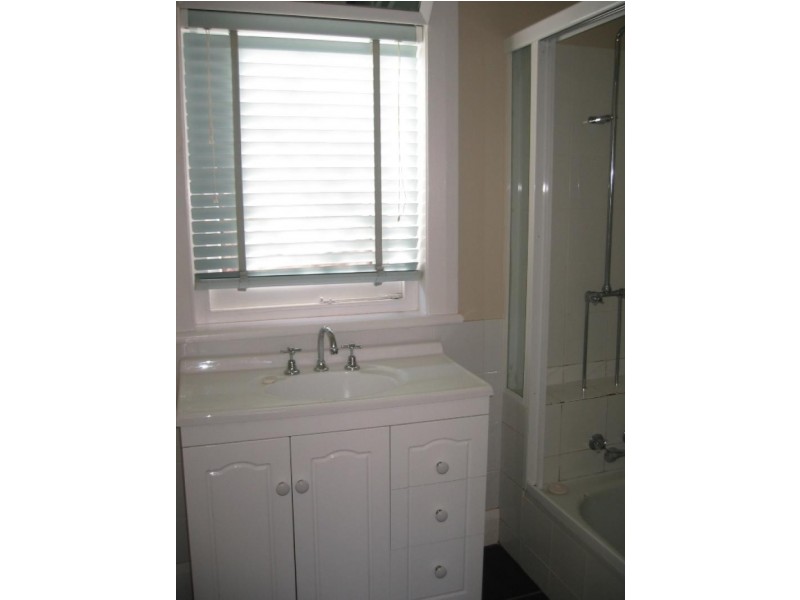 2 Newport Street, North Hobart TAS 7000