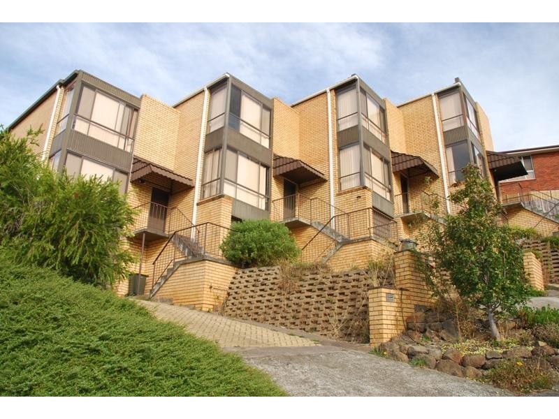 Unit 1/1 Cleland Court,, West Moonah TAS 7009