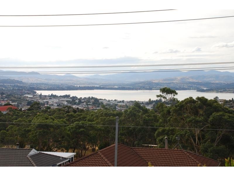 Unit 1/1 Cleland Court,, West Moonah TAS 7009