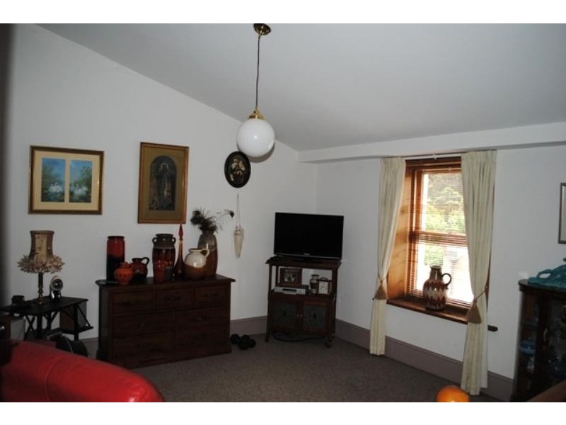 35 Cascade Road, South Hobart TAS 7004