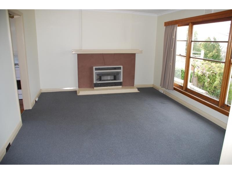 8A Chestnut Avenue, Lutana TAS 7009