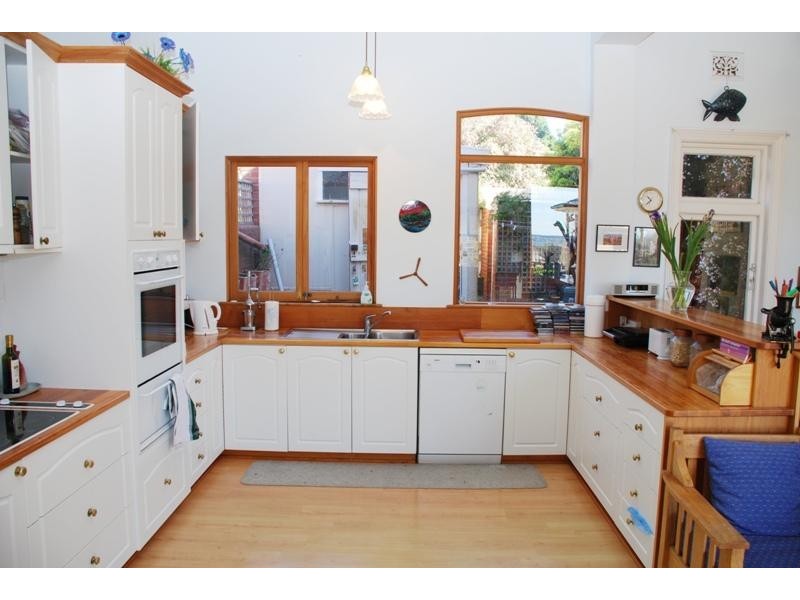 Battery Point TAS 7004