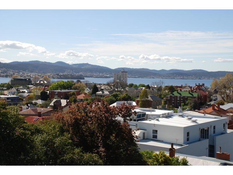 Battery Point TAS 7004