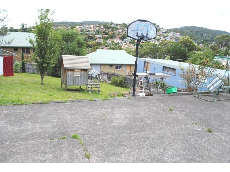 19 Kalang Avenue, Lenah Valley TAS 7008